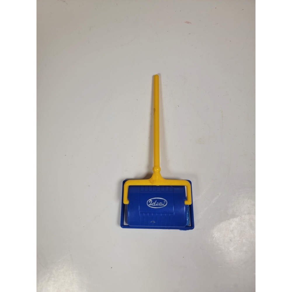 Vintage Ideal Dollhouse Carpet Sweeper Yellow & Blue - Picture 2 of 6